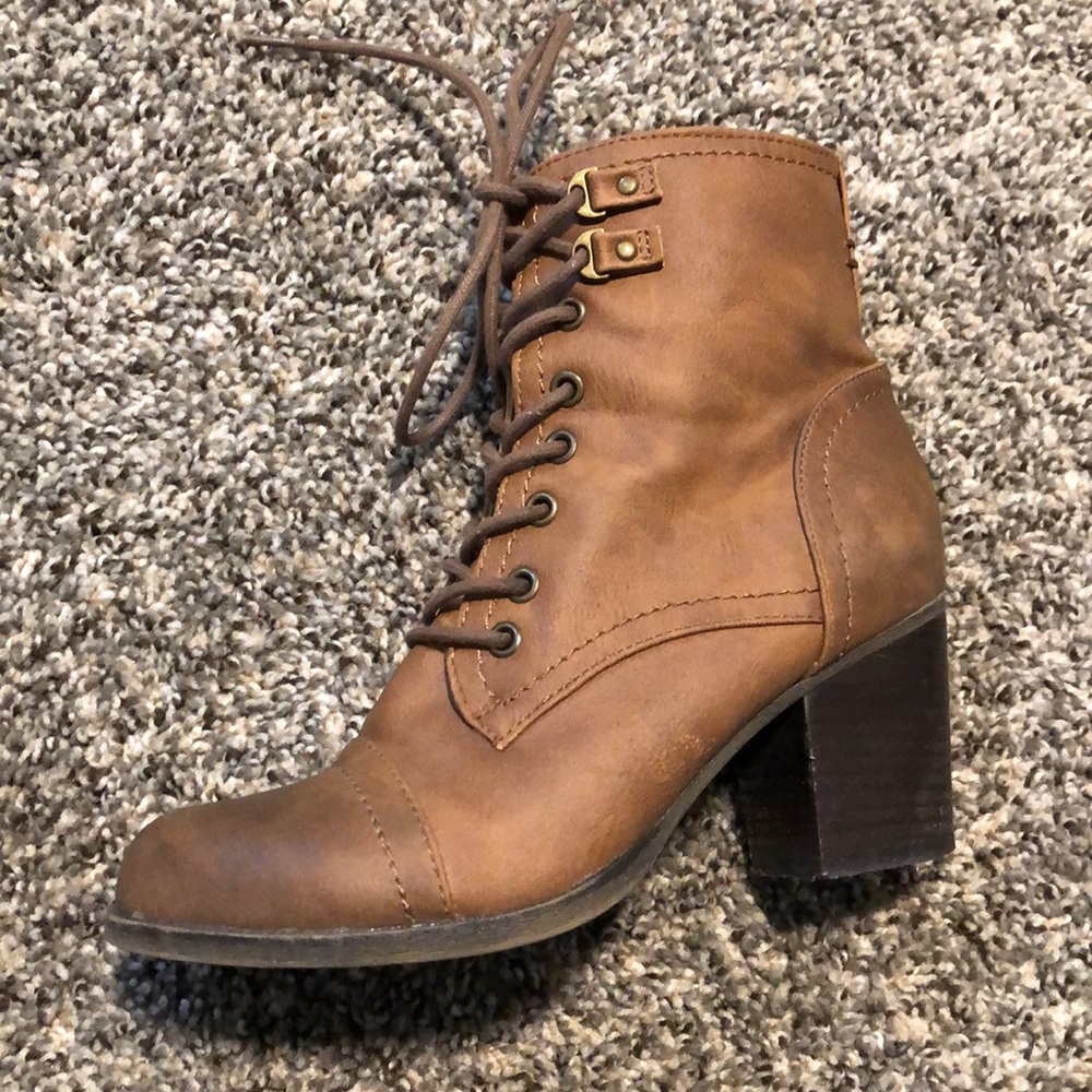 Madden Girl Lace-up Boots - Picture 3 of 7